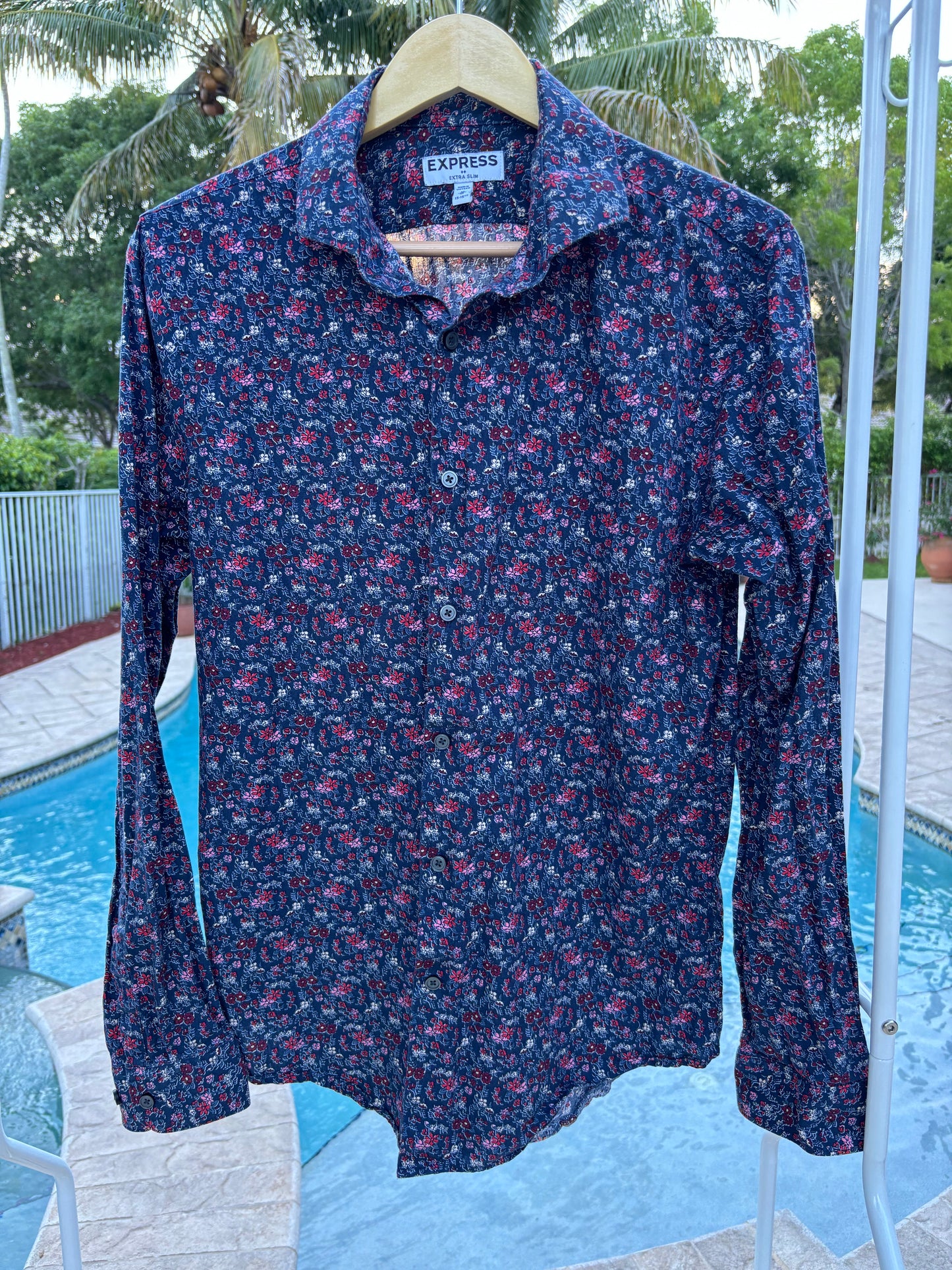 Express Men's Long Sleeve Floral Buttondown - Like New - Medium Extra Slim